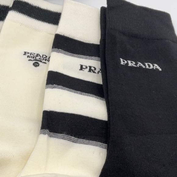 - Prada Black and White Casual Socks Collection - Picture 3 of 4